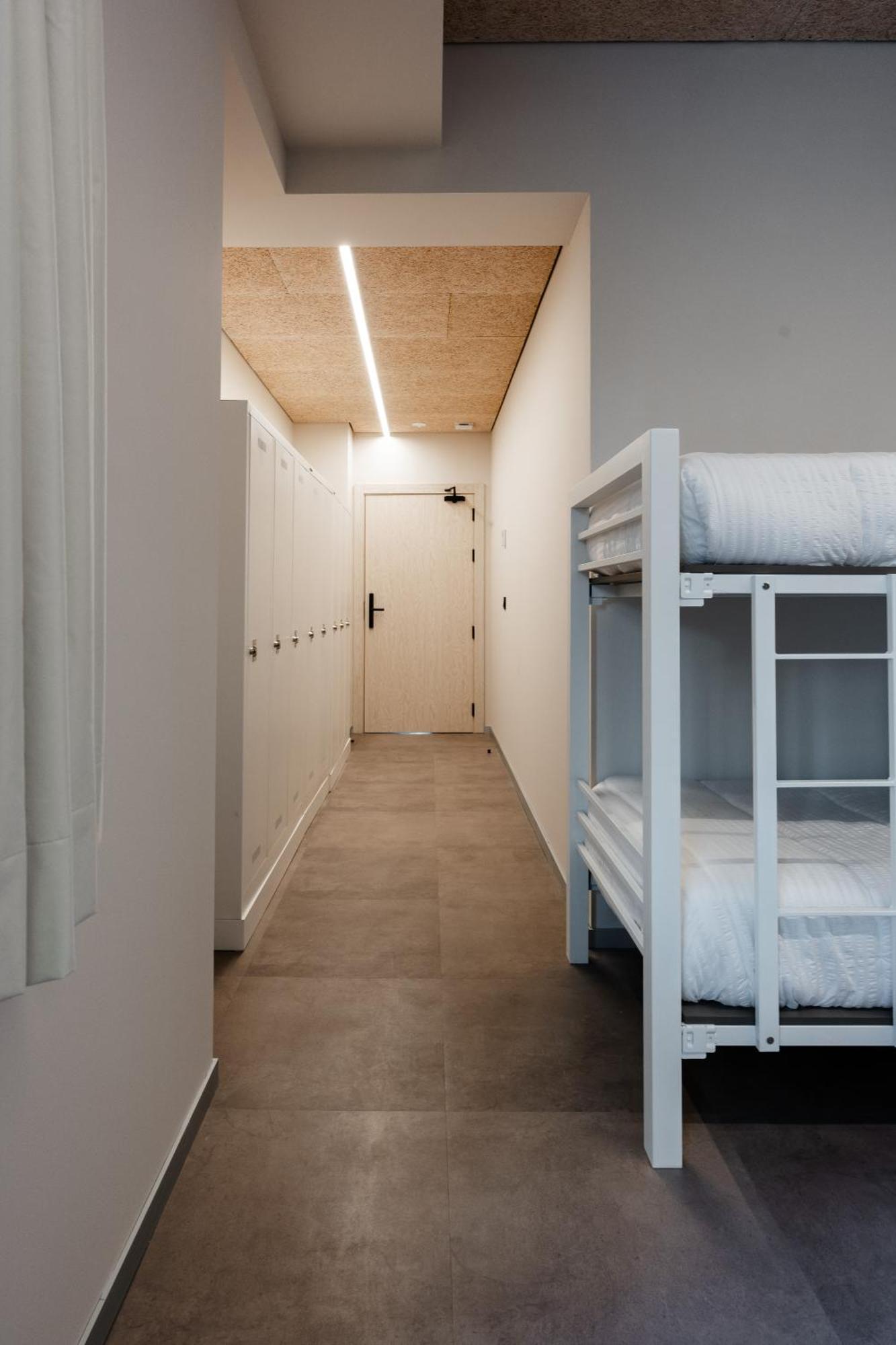 Lamia Bbk Women Hostel-Solo Mujeres Bilbao Exterior photo